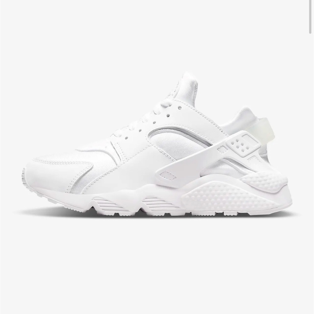 Nike Air Huaraches women’s 10 ten white VGUC low top